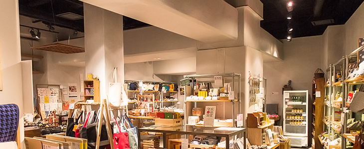 【日本のモノづくりにこだわったスグレモノが盛りだくさん】偶然に偶然が重なった奇跡のお店！「日本百貨店」で職人さんの品々を手に取ってみよう！