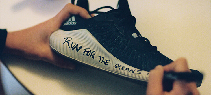 【海のプラゴミがアディダスになる!?】「RUN FOR THE OCEANS」で1㎞走るごとに1ドルの寄付！